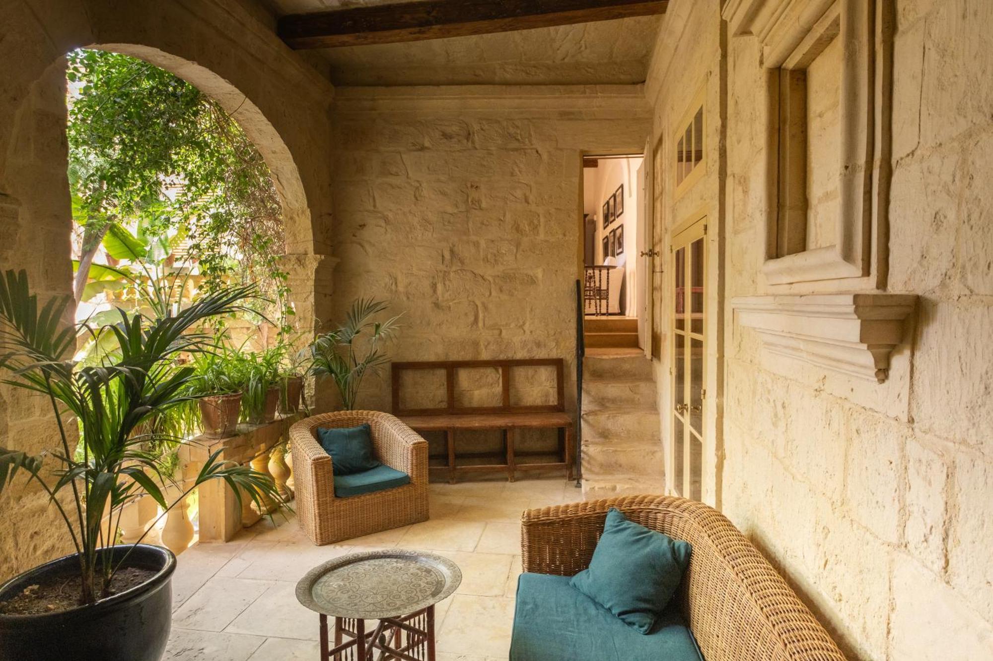 Casa San Rocco - Luxurious Grand 18Th C. Palace With Gardens & Pool Hal Ghaxiak Exterior photo